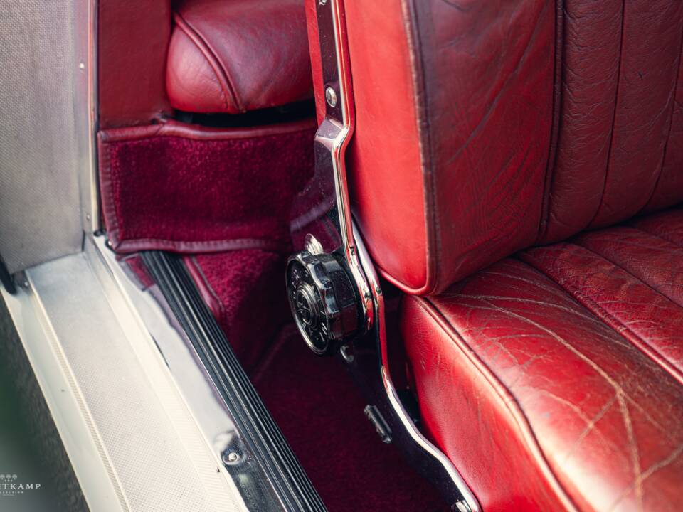 Bild 19/20 von Aston Martin DB 4 Vantage (1963)