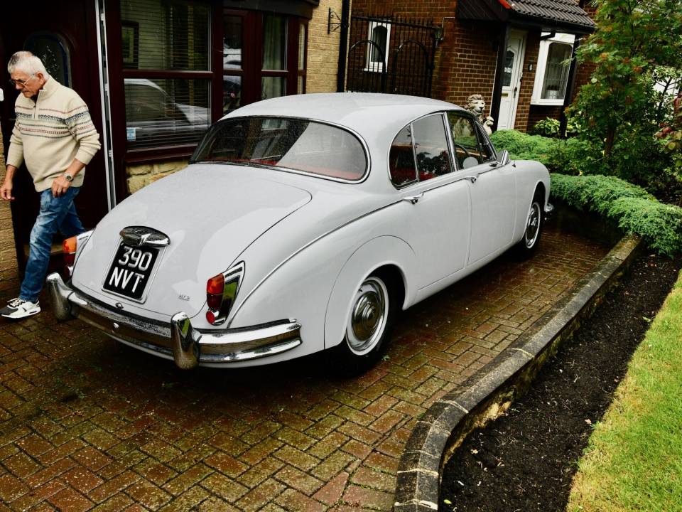 Image 2/24 de Jaguar Mk II 2.4 (1960)