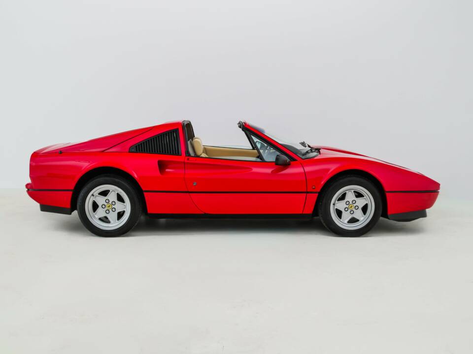 Image 5/20 of Ferrari 328 GTS (1986)