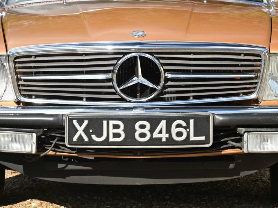 Bild 21/50 von Mercedes-Benz 350 SLC (1972)