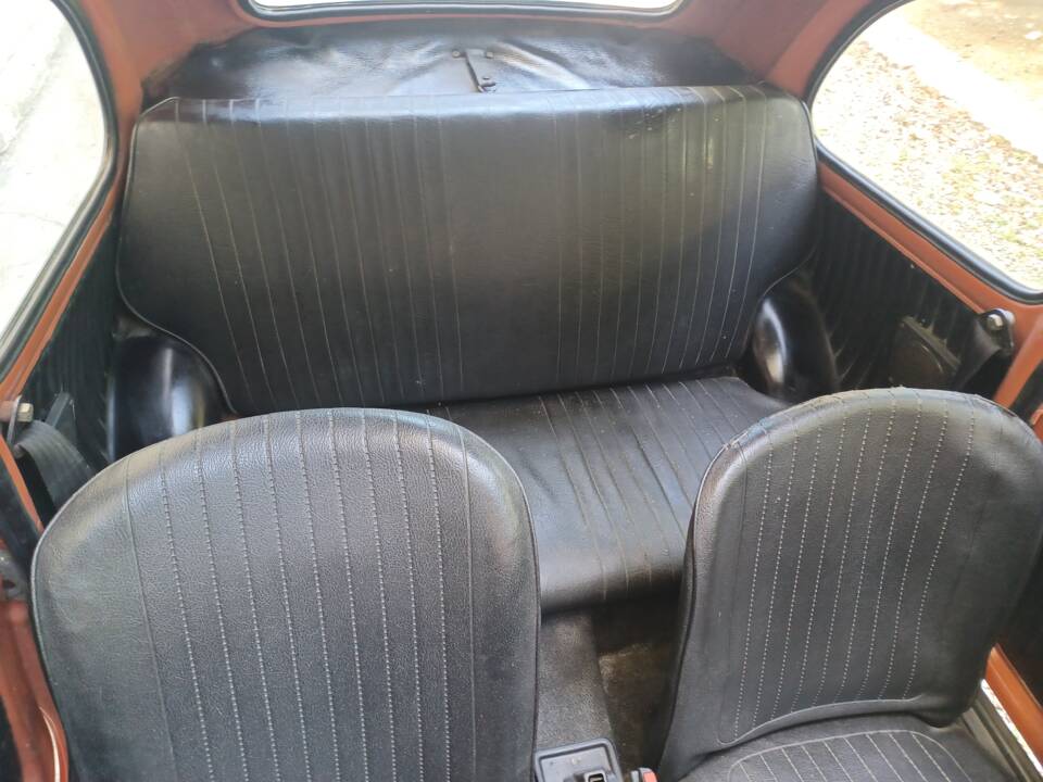 Image 22/56 of FIAT 500 L (1971)