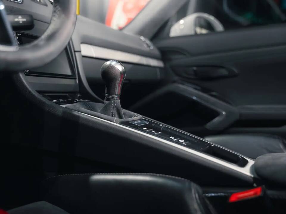 Afbeelding 19/36 van Porsche Cayman GT4 (2016)