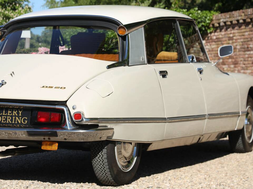 Imagen 49/50 de Citroën DS 20 Pallas (1971)