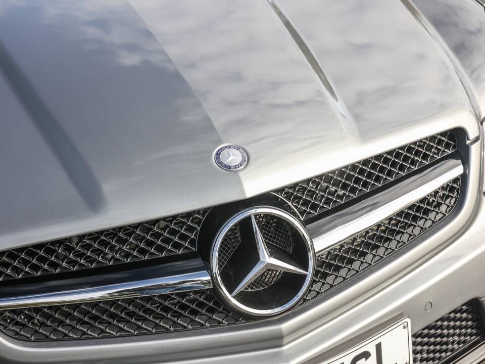 Afbeelding 24/47 van Mercedes-Benz SL 63 AMG (2008)