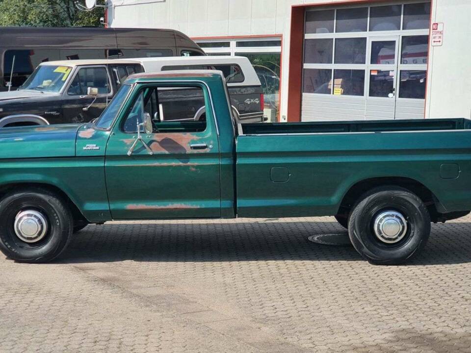 Image 8/20 de Ford F-250 (1977)