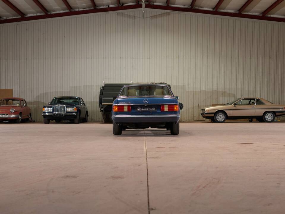 Bild 10/42 von Mercedes-Benz 560 SEC (1991)
