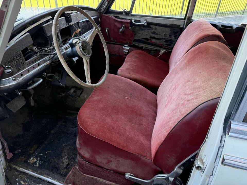 Afbeelding 26/50 van Mercedes-Benz 300 c (1956)