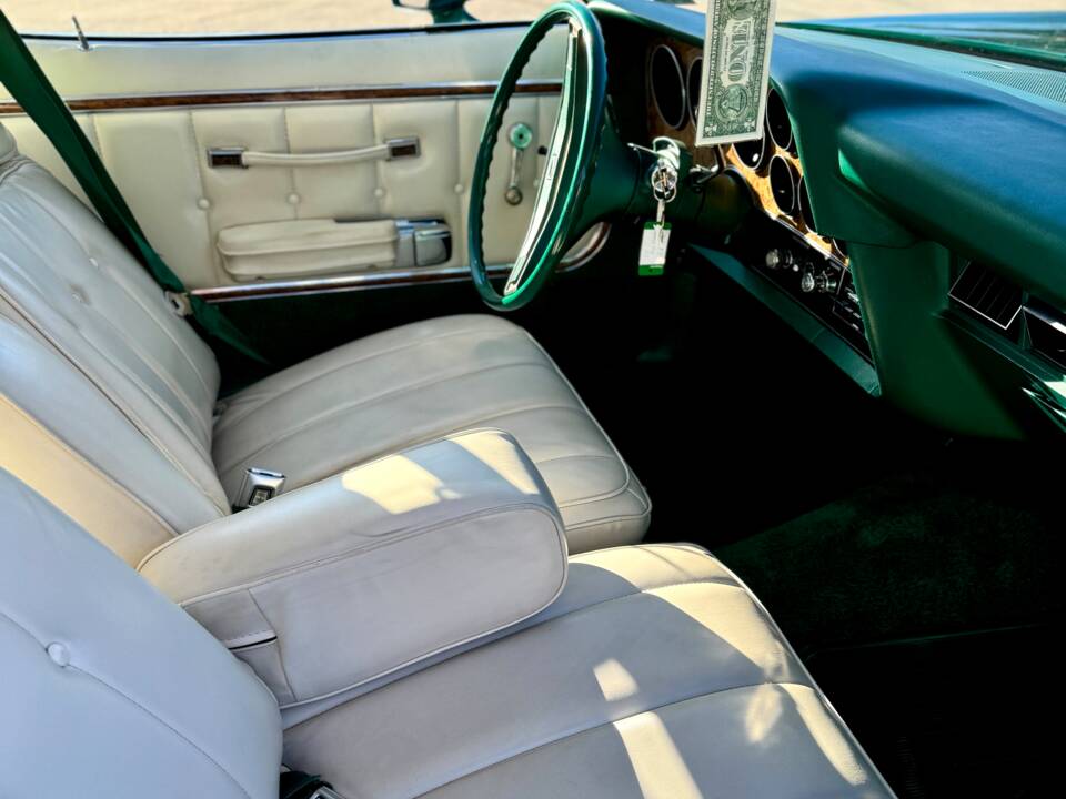 Image 15/19 of Ford Elite (1976)
