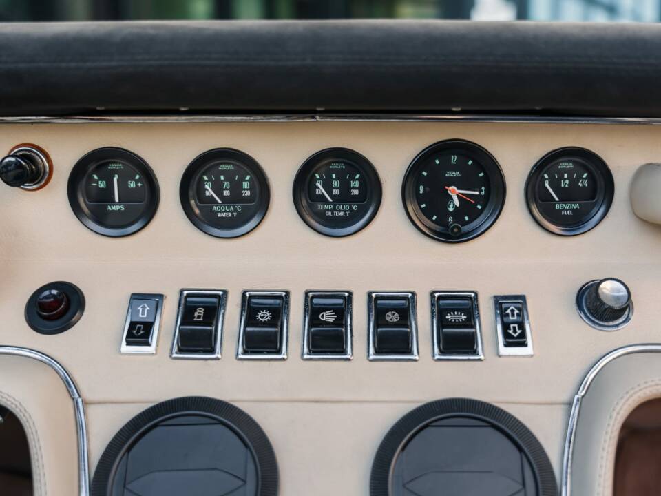 Bild 50/65 von Maserati Ghibli Spyder (1971)
