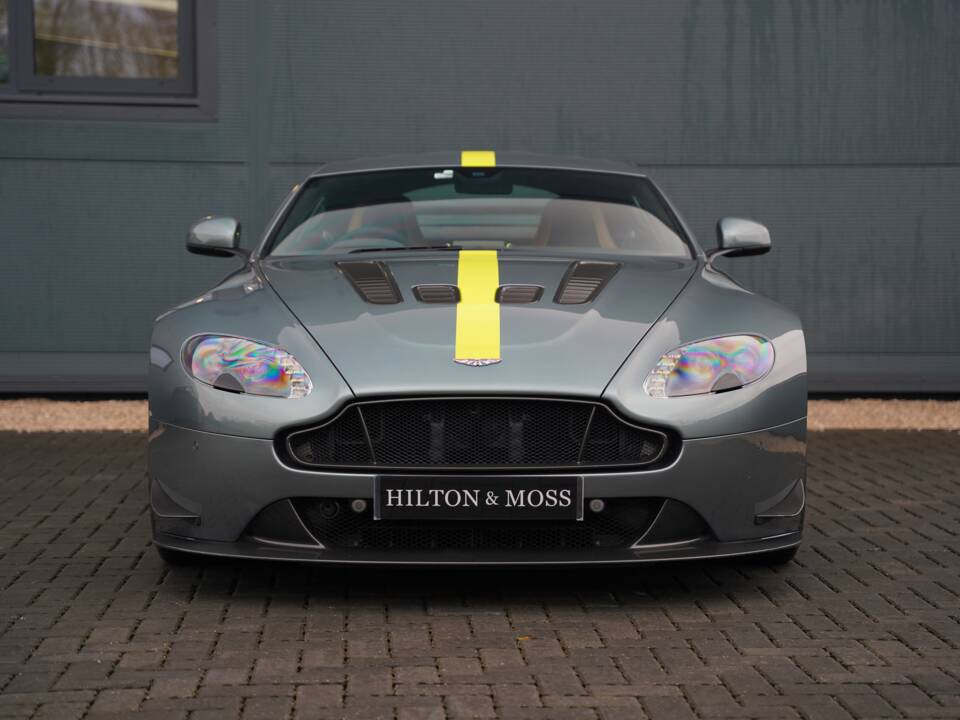 Bild 7/50 von Aston Martin V12 Vantage AMR (2017)