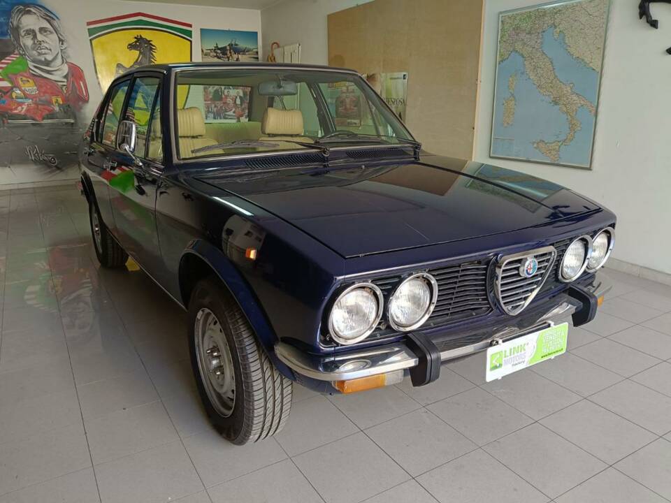 Image 21/50 de Alfa Romeo Alfetta 1.6 (1979)