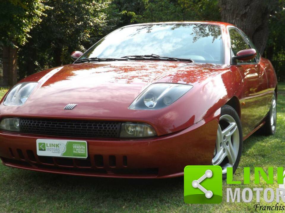 Imagen 8/10 de FIAT Coupé 2.0 20V Turbo (1999)