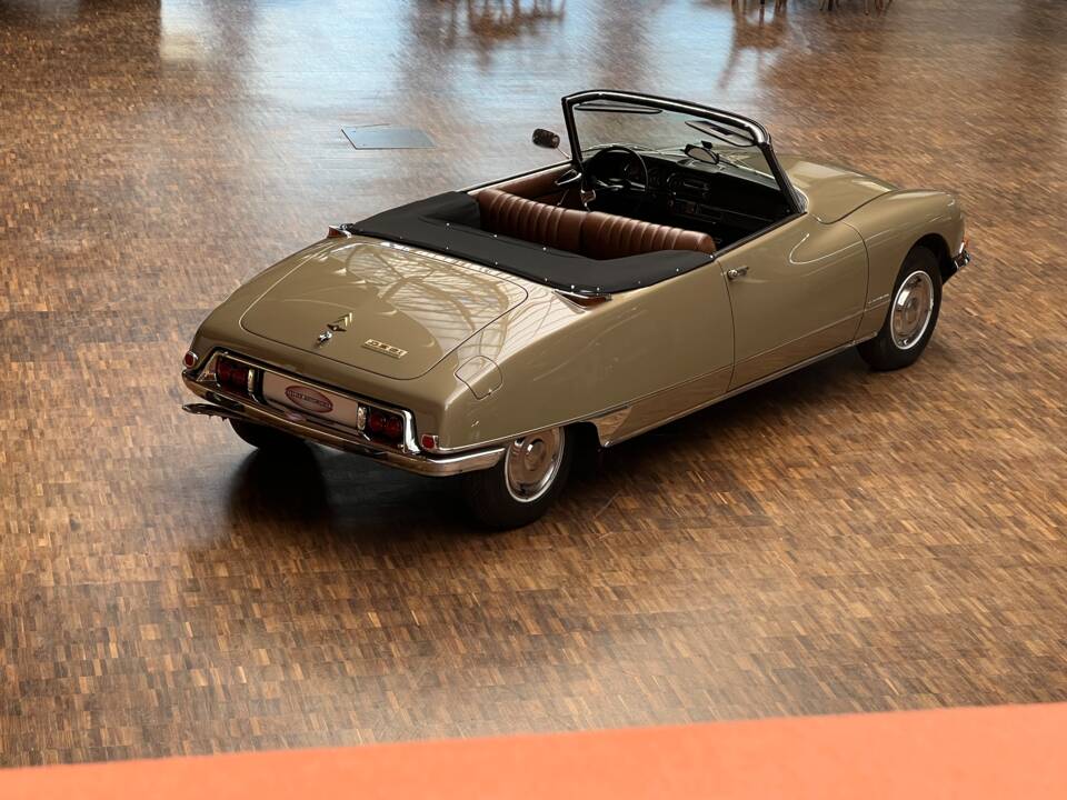 Imagen 6/31 de Citroën DS 21 Usine (1970)