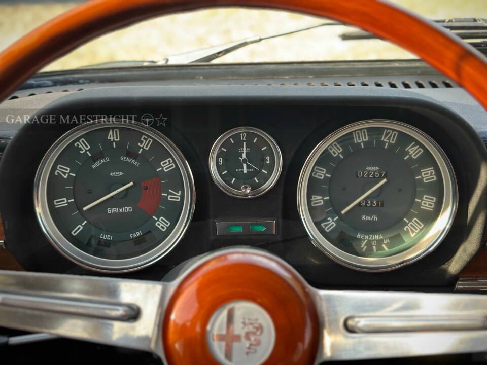 Immagine 73/100 di Alfa Romeo Giulia Super 1.6 (1974)