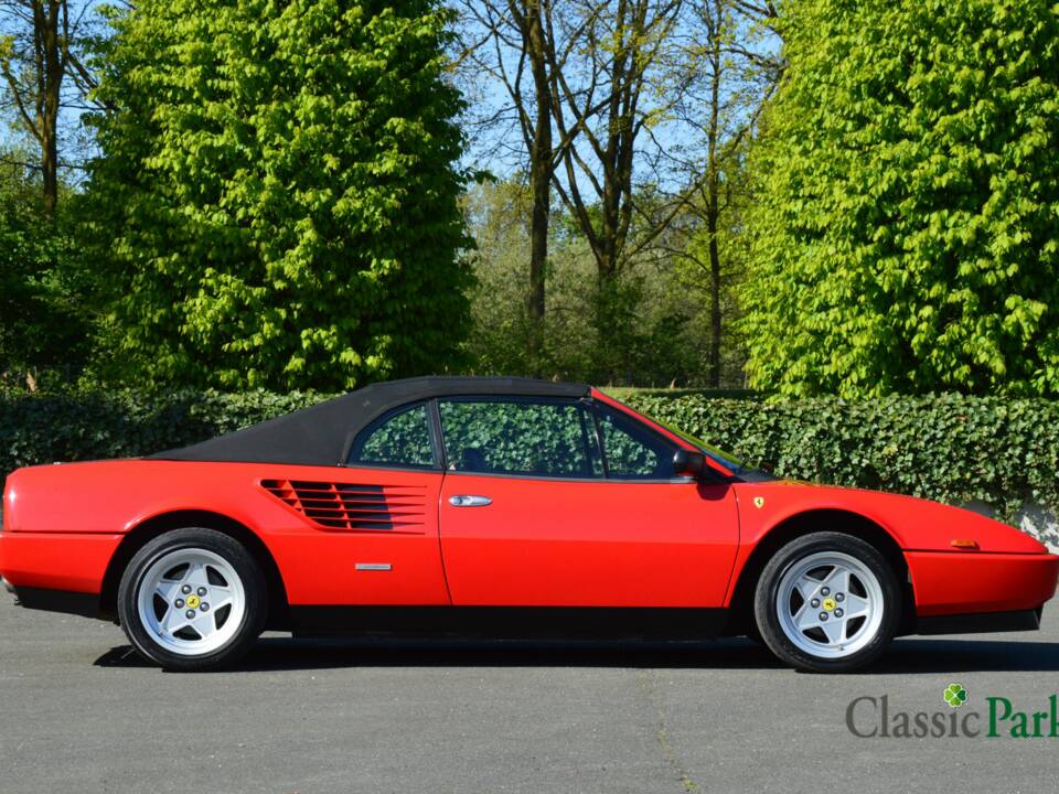 Bild 22/50 von Ferrari Mondial 3.2 (1987)