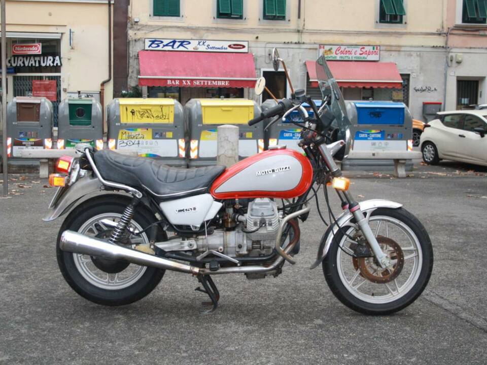 Image 10/50 de Moto Guzzi DUMMY (1984)