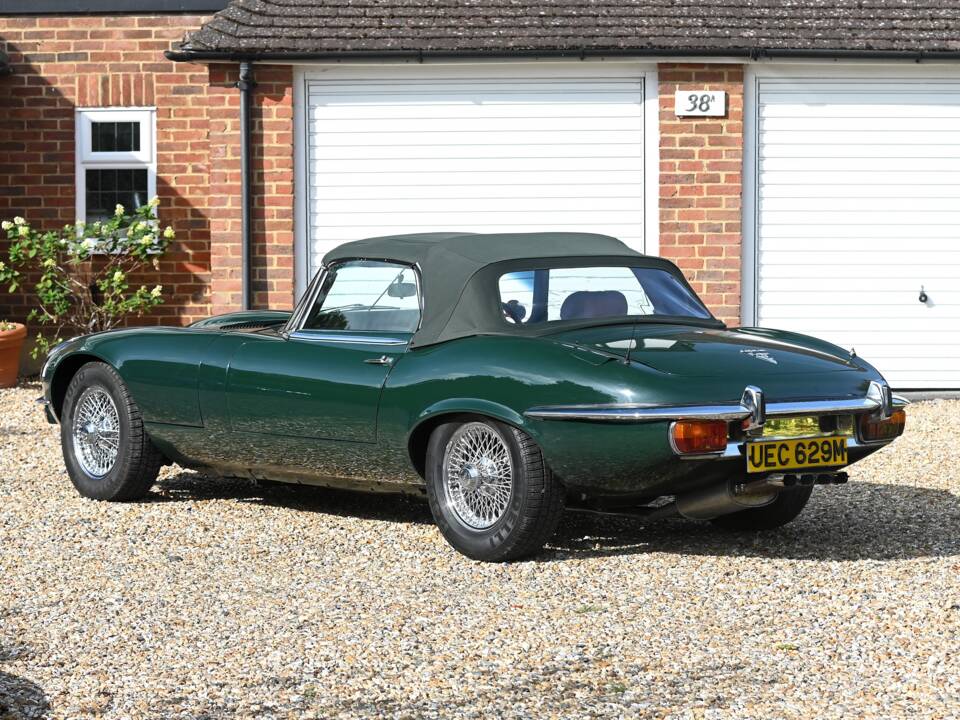 Image 3/26 de Jaguar Type E V12 (1973)