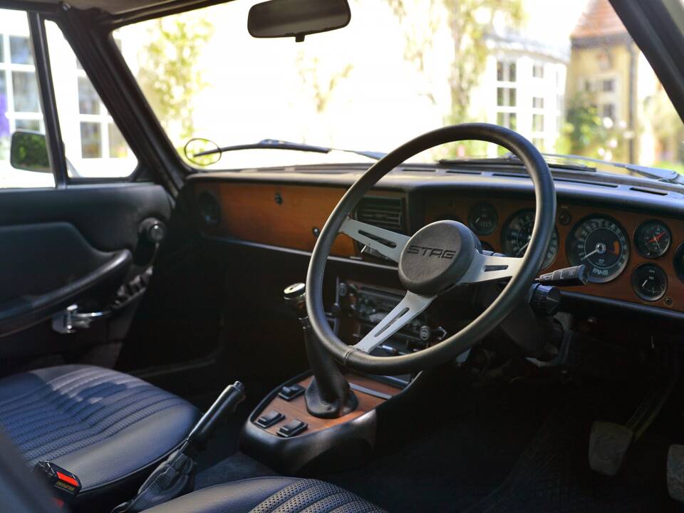 Image 15/23 de Triumph Stag (1972)
