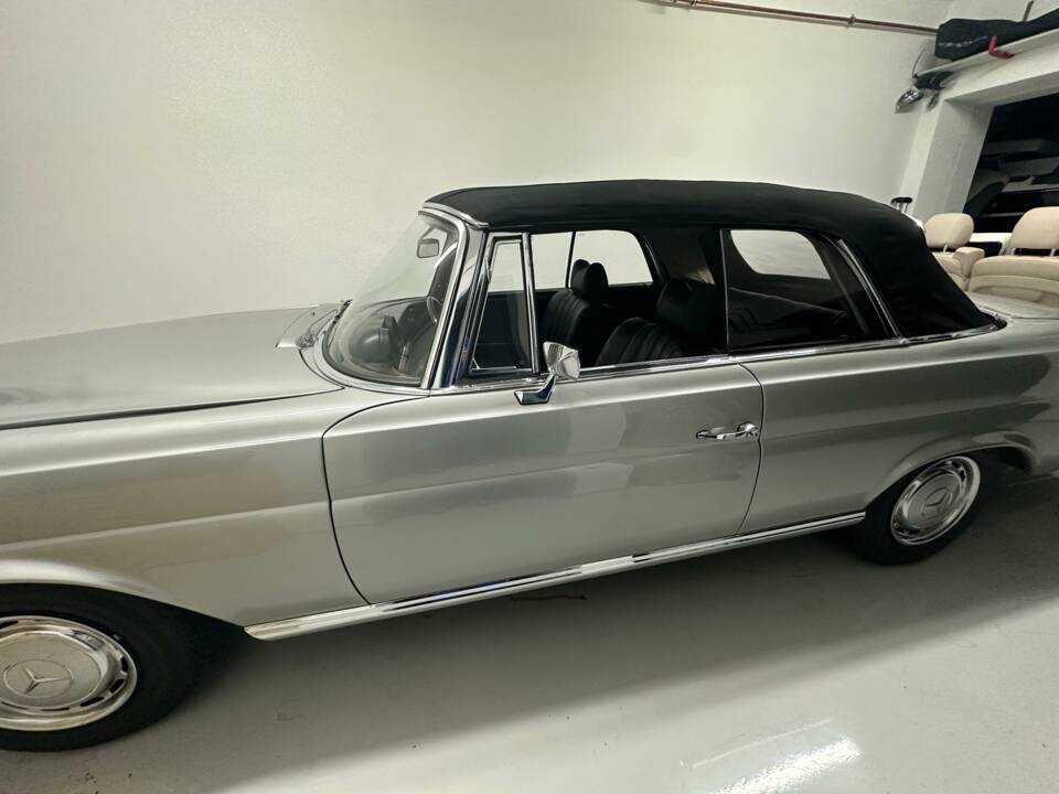 Bild 24/25 von Mercedes-Benz 280 SE (1968)
