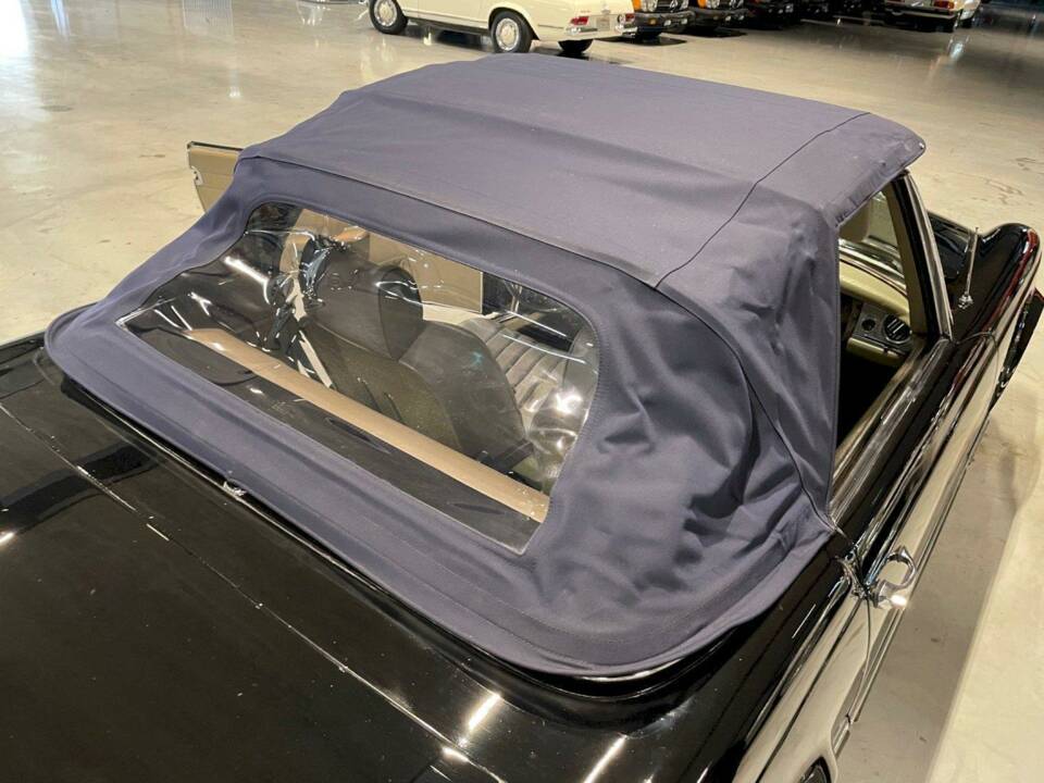 Bild 14/35 von Mercedes-Benz 280 SL (1970)