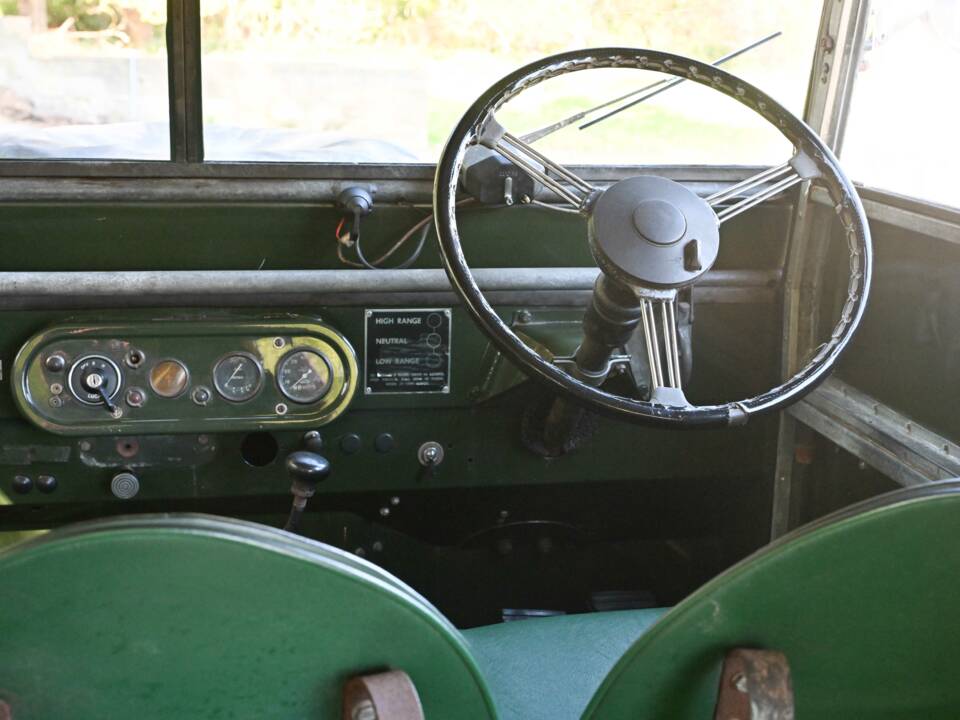 Image 29/50 of Land Rover 80 (1949)
