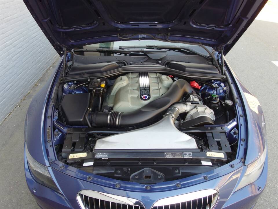 Image 44/48 of ALPINA B6 Coupé (2006)