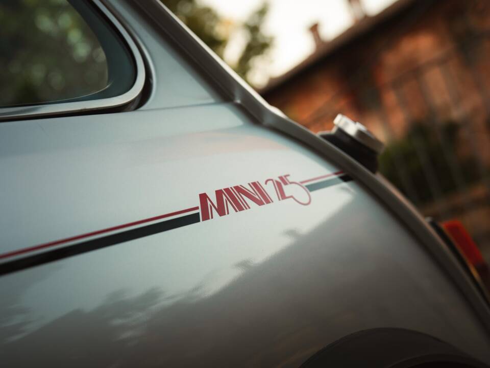 Afbeelding 17/21 van Mini 1000 (1985)