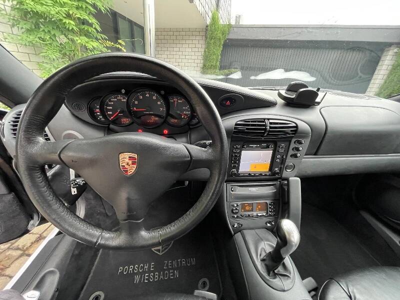 Bild 11/17 von Porsche 911 Carrera 4 (1999)