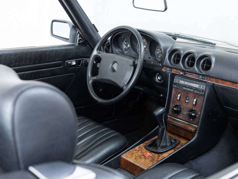 Afbeelding 17/32 van Mercedes-Benz 300 SL (1986)