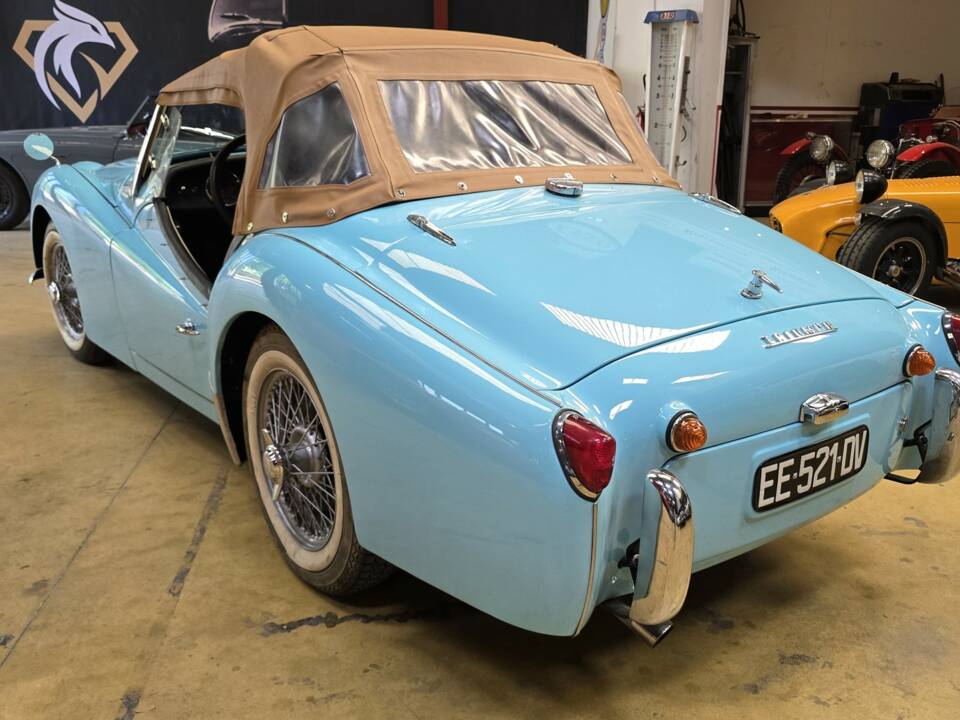 Image 3/50 of Triumph TR 3A (1959)
