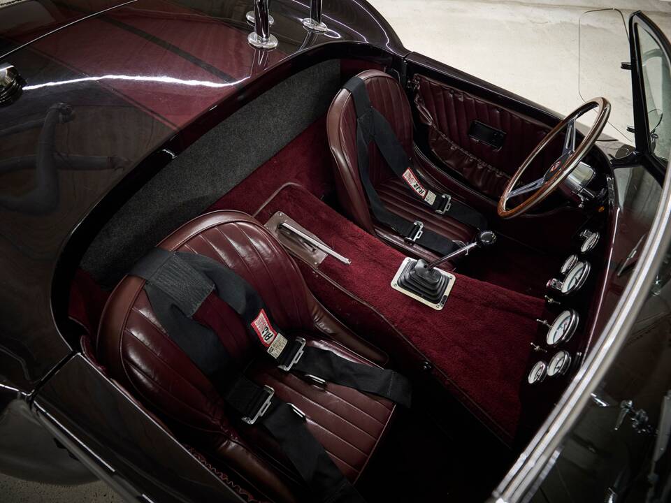 Image 38/73 of AC Cobra Replica (2005)