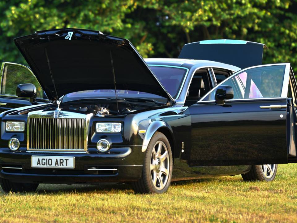 Image 27/50 of Rolls-Royce Phantom VII (2010)