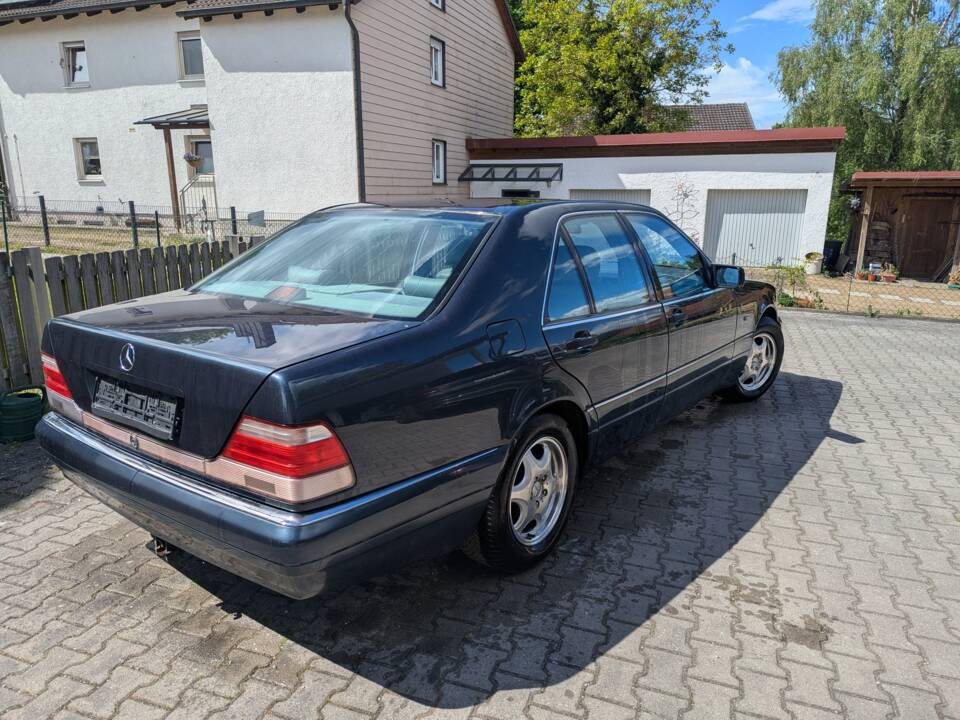 Immagine 6/17 di Mercedes-Benz S 280 (1998)