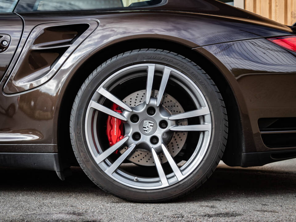 Image 6/50 of Porsche 911 Turbo (2009)