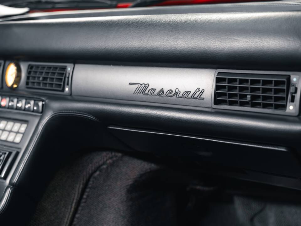 Image 38/42 of Maserati Shamal (1991)