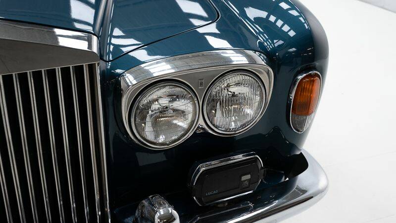 Bild 4/15 von Rolls-Royce Silver Shadow I (1975)