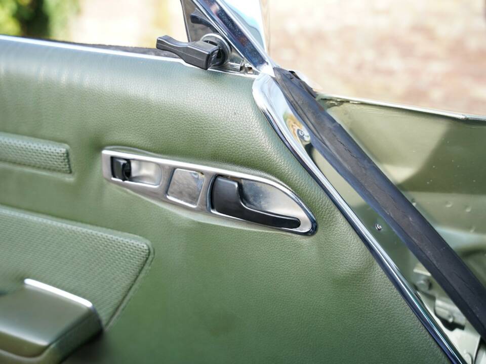 Imagen 31/50 de Mercedes-Benz 450 SL (1973)