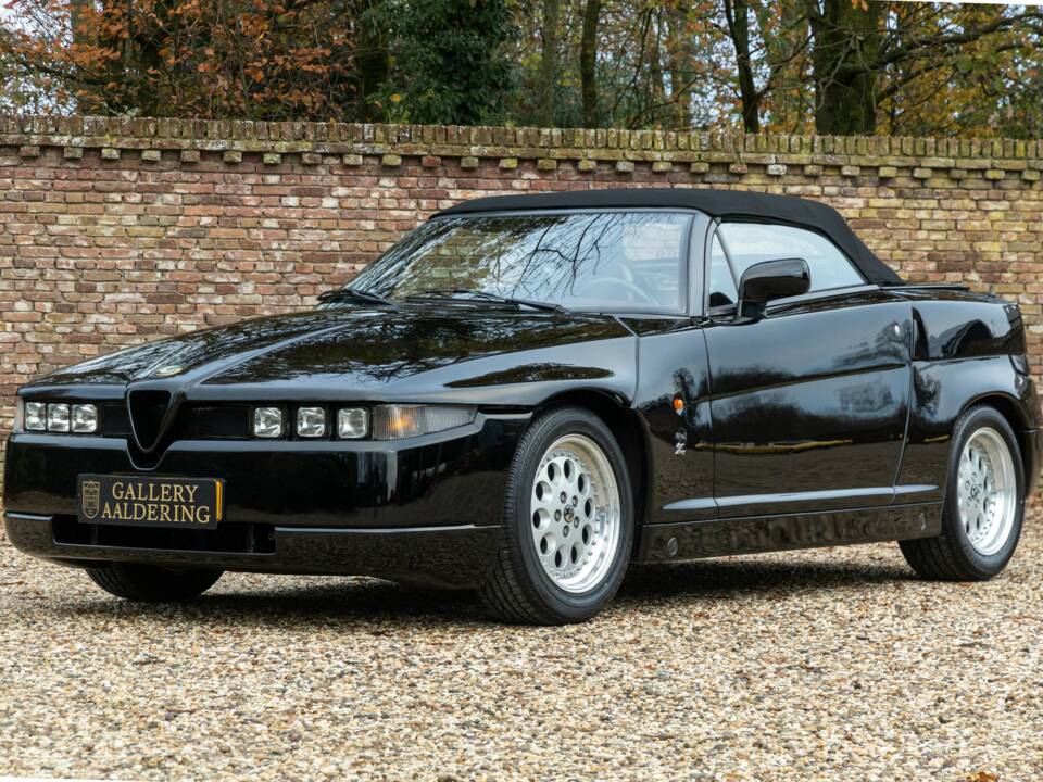 Imagen 36/50 de Alfa Romeo RZ (1994)