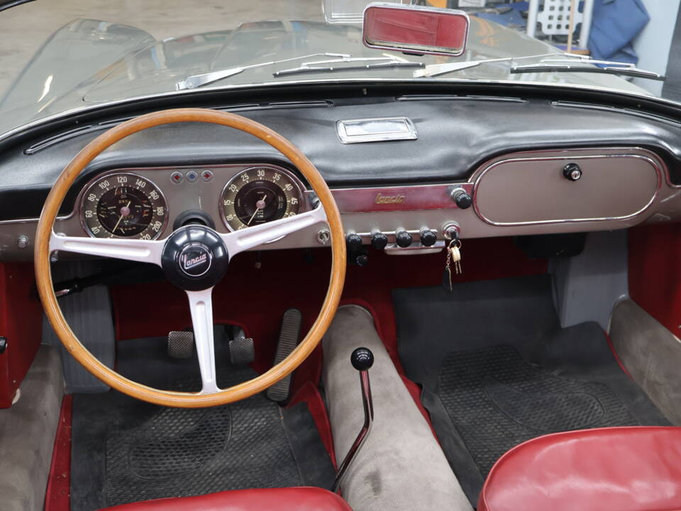 Imagen 4/35 de Lancia Flaminia GT 3C 2.5 Convertible (1961)