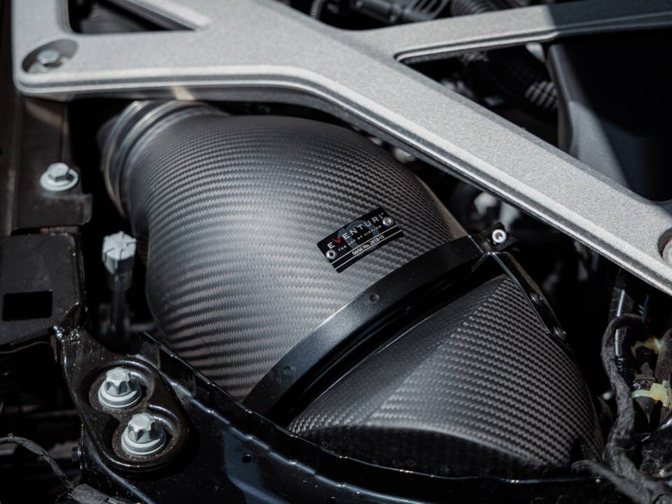 Image 27/41 of BMW M4 CSL (2022)
