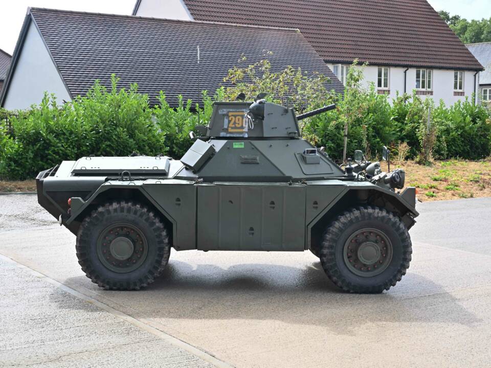 Image 8/39 of Daimler Ferret Armoured Car (1960)