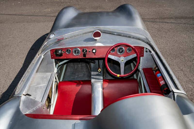 Immagine 2/50 di Lotus Eleven (1956)