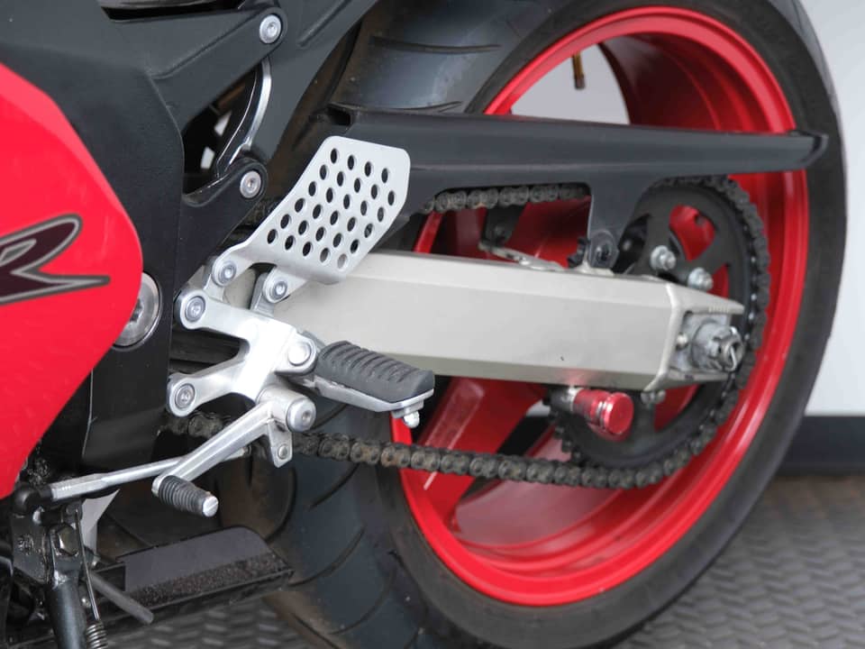 Image 65/91 of Kawasaki Ninja 1200 ZX-12R (2000)