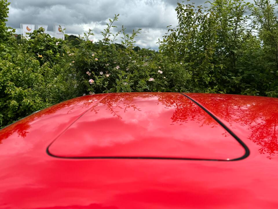 Image 24/73 of BMW 2,5 CS (1975)