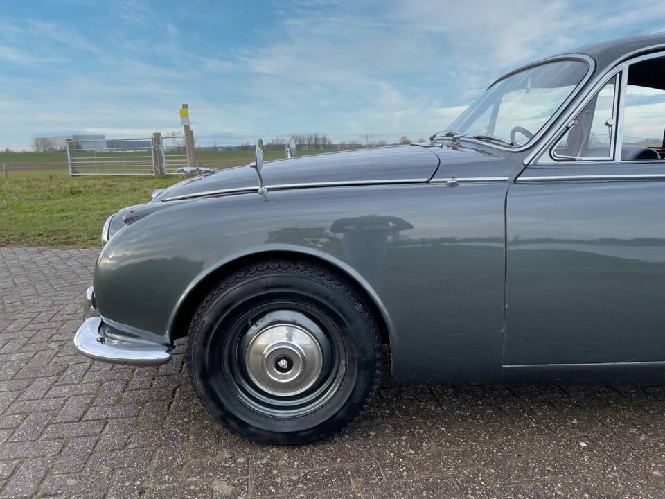 Immagine 15/30 di Jaguar 240 (1968)