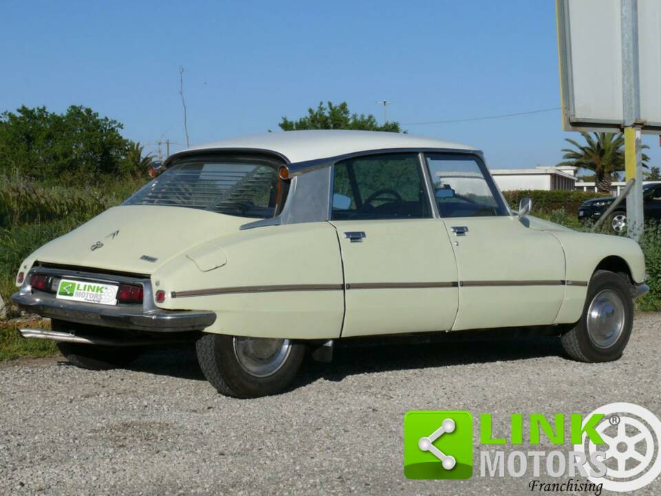 Immagine 5/10 di Citroën D Super (1973)