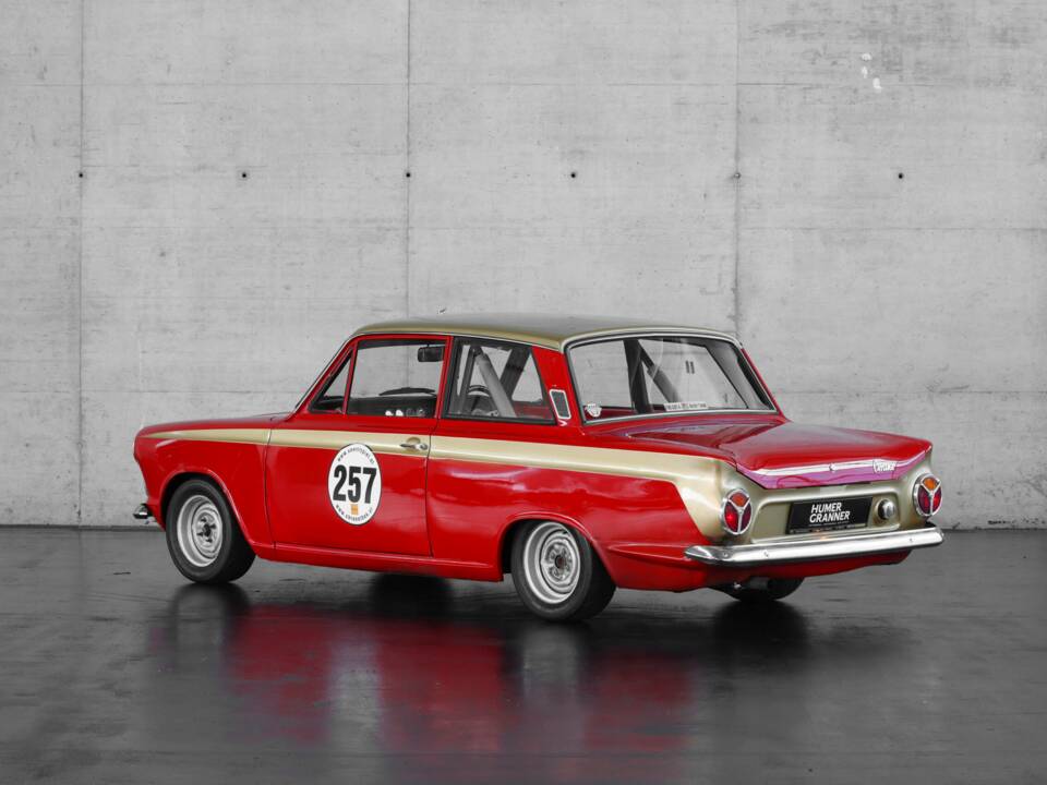 Afbeelding 2/35 van Ford Lotus Cortina (1965)