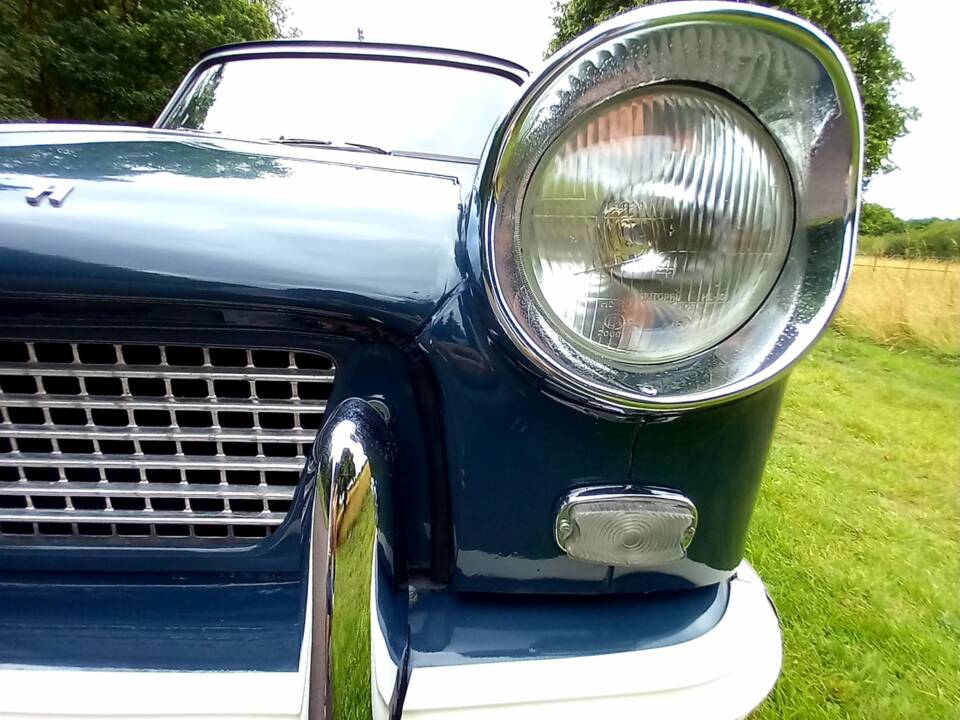 Image 8/93 of Triumph Herald 1200 (1964)