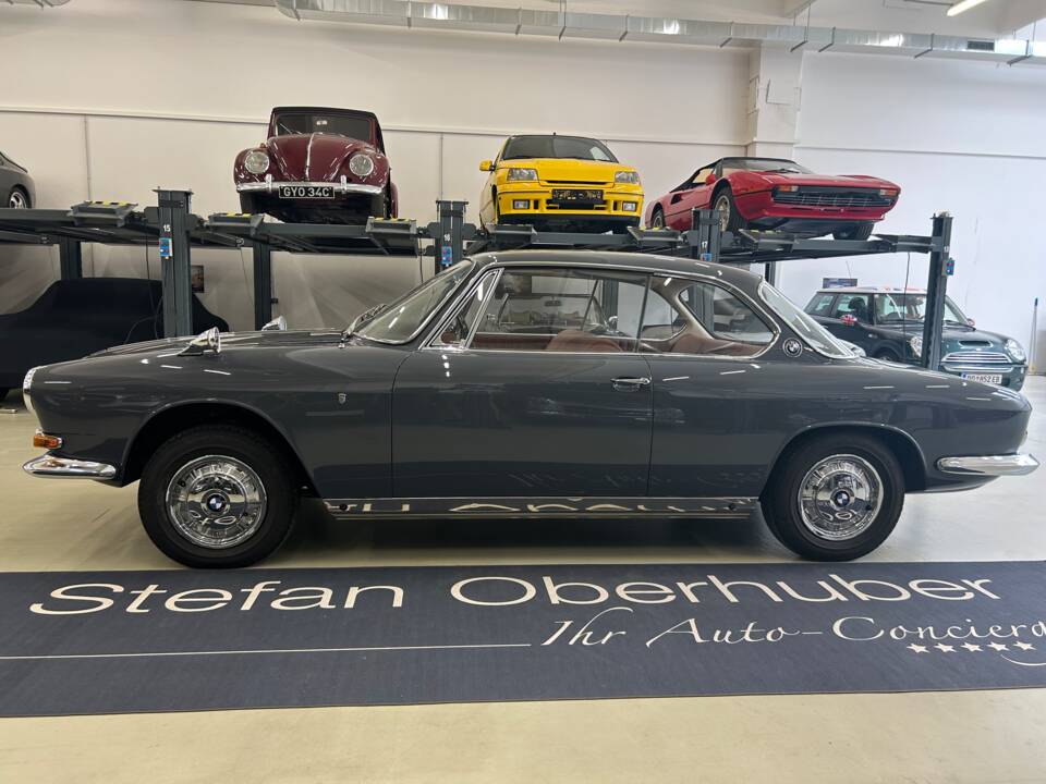 Image 8/37 of BMW 3200 CS (1964)