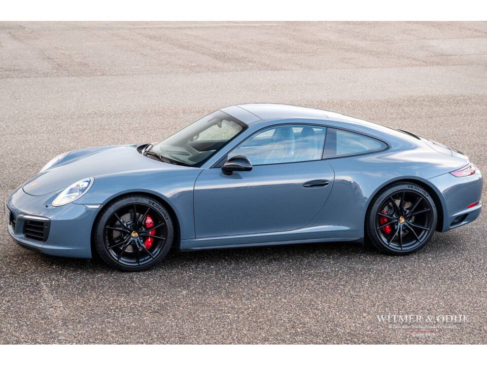 Bild 1/36 von Porsche 911 Carrera 4S (2017)